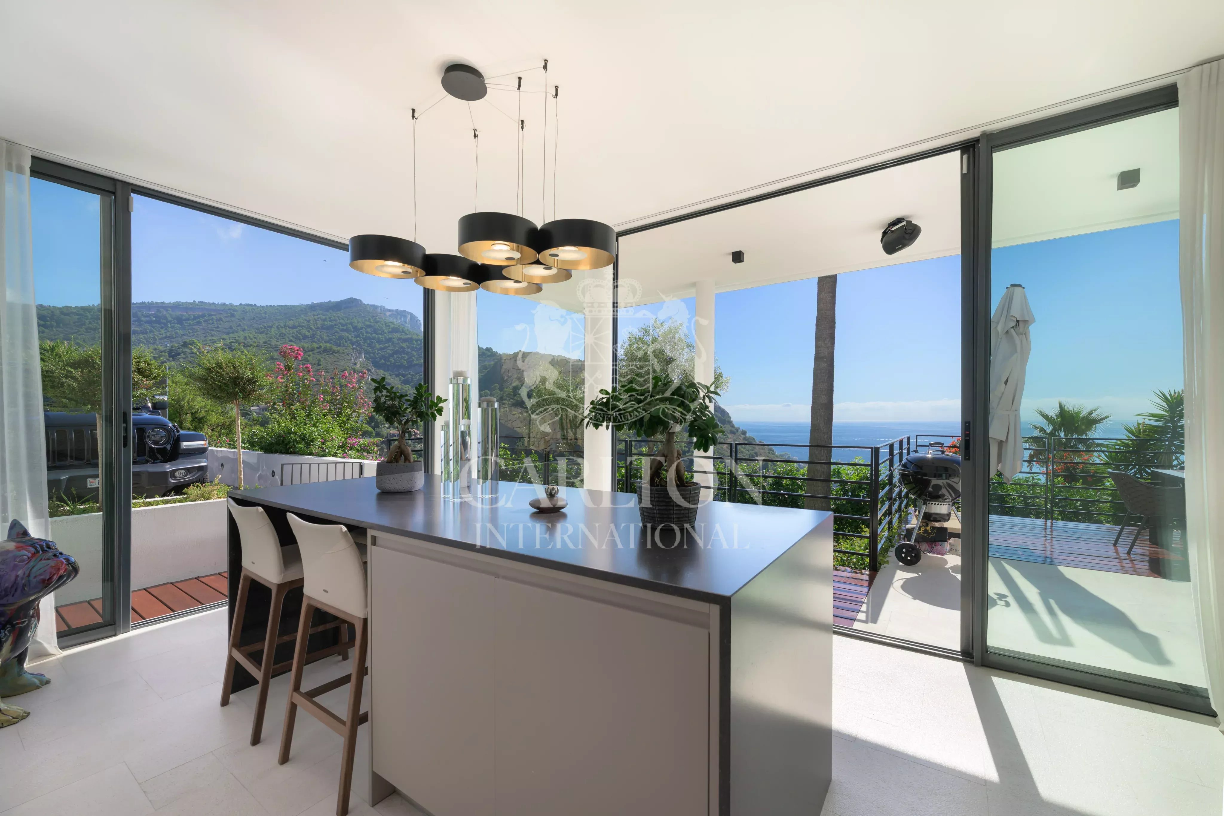 Èze – Villa contemporaine avec vue mer panoramique et terrain plat