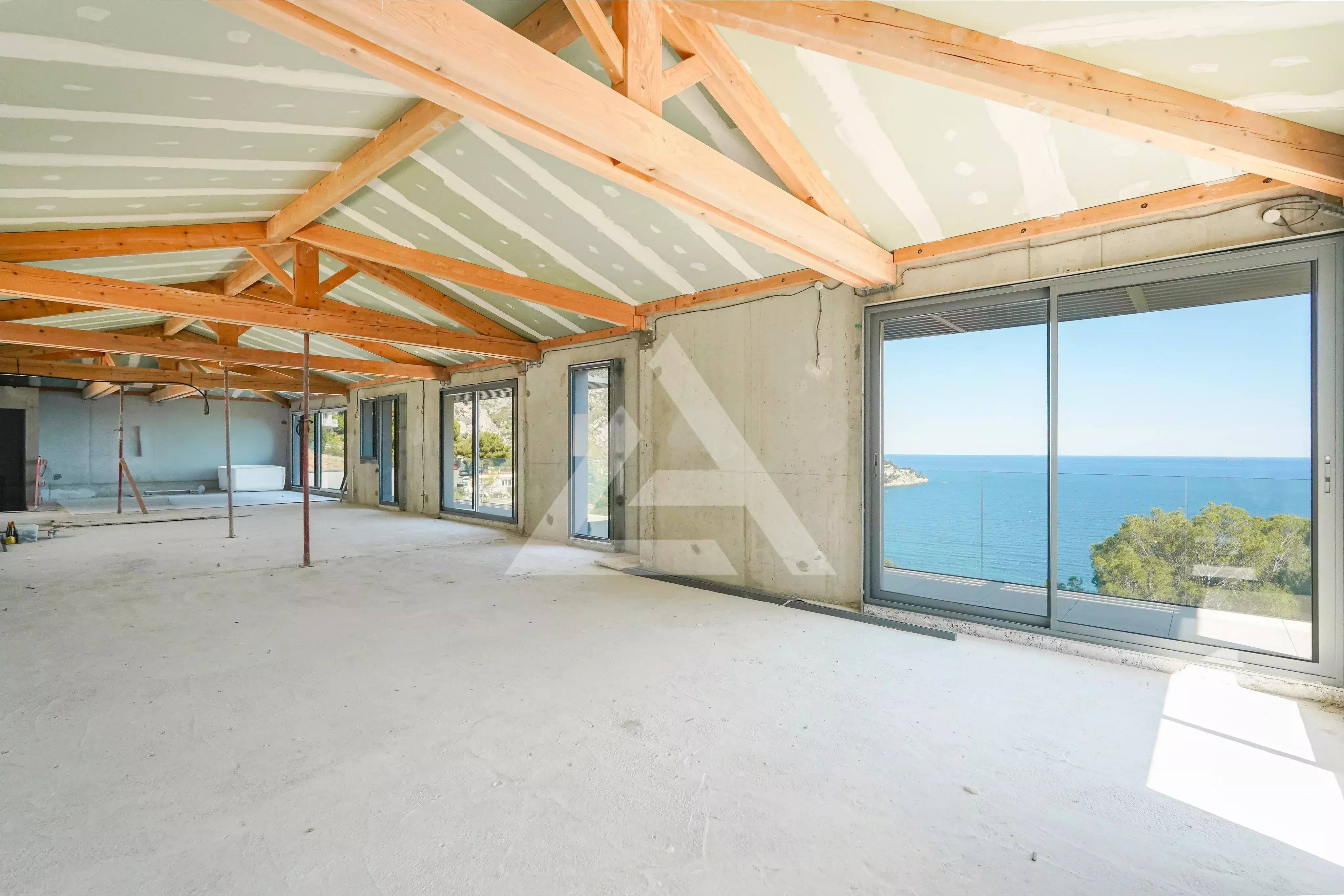 ÈZE BORD DE MER - VILLA CONTEMPORAINE - VUE MER PANORAMIQUE