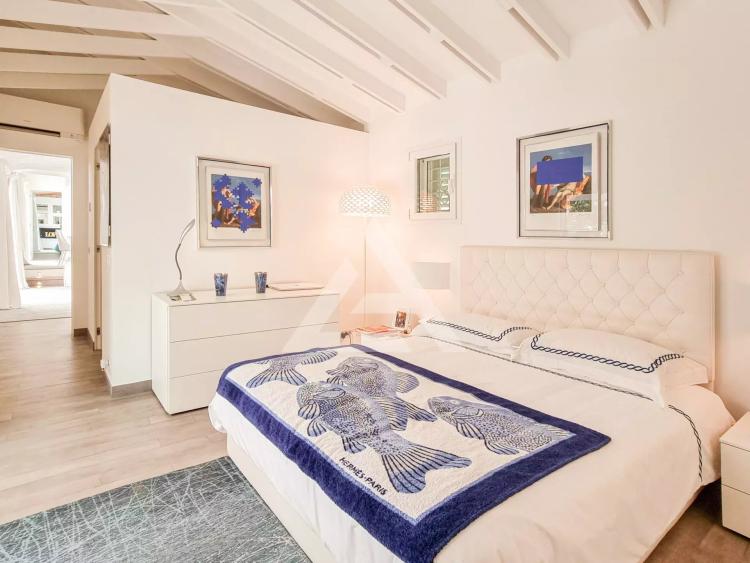 EZE - APPARTEMENT/VILLA - BORD DE MER