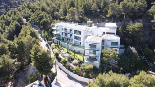 ÈZE BORD DE MER - VILLA CONTEMPORAINE - VUE MER PANORAMIQUE
