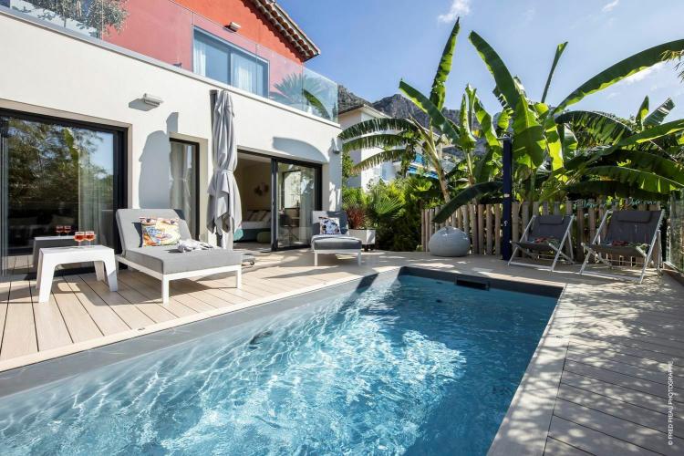 Èze-sur-Mer – Villa Graziella – Cinq chambres avec piscine à 200 m de la plage