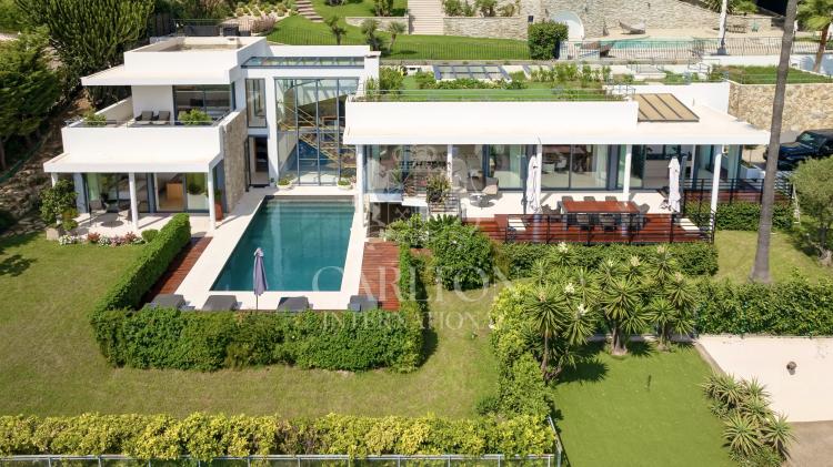Èze – Villa contemporaine avec vue mer panoramique et terrain plat