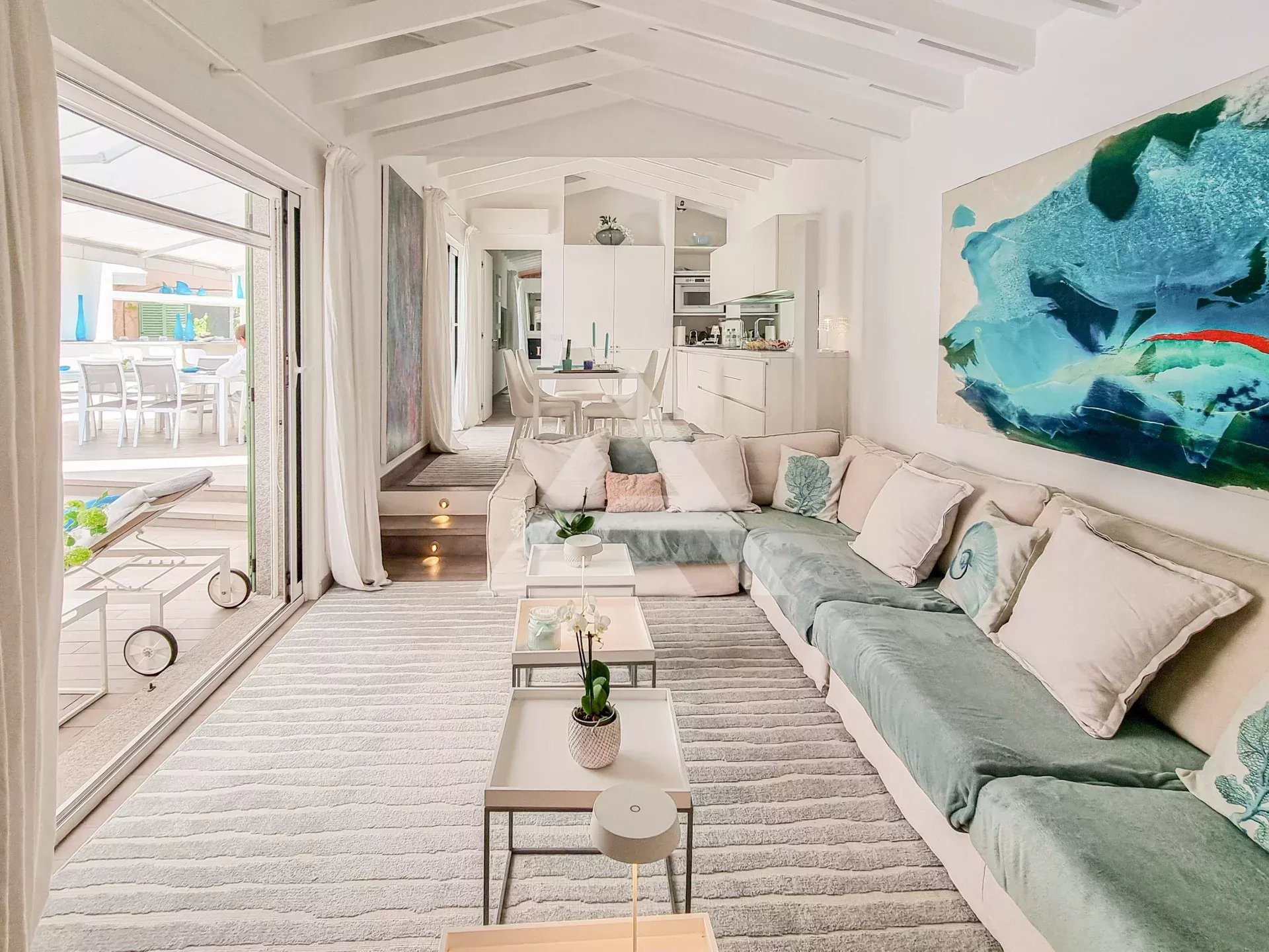EZE - APPARTEMENT/VILLA - BORD DE MER