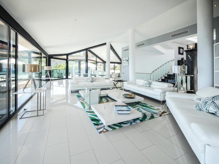 ÈZE BORD DE MER - VILLA CONTEMPORAINE - VUE MER