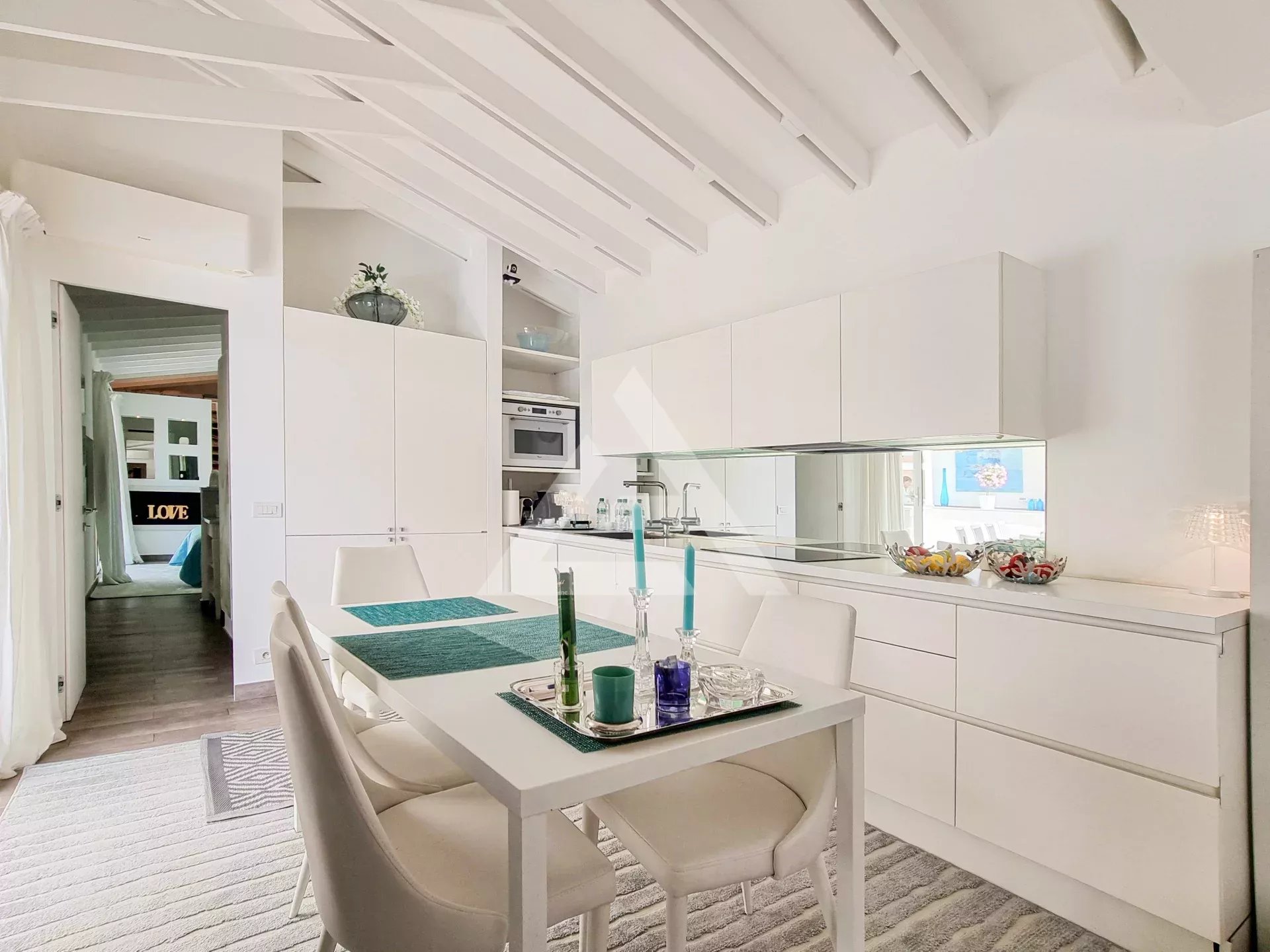 EZE - APPARTEMENT/VILLA - BORD DE MER