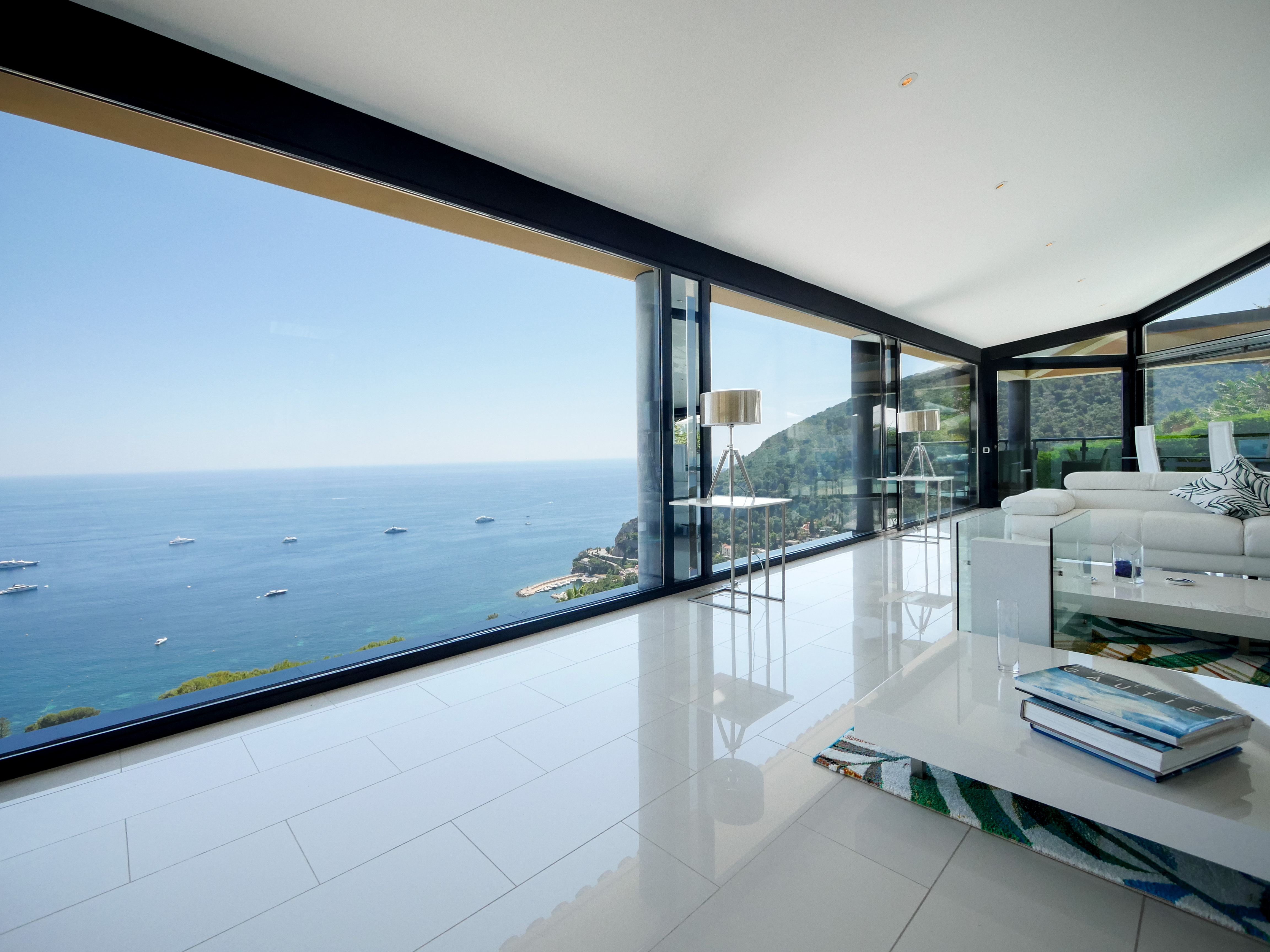 ÈZE BORD DE MER - VILLA CONTEMPORAINE - VUE MER
